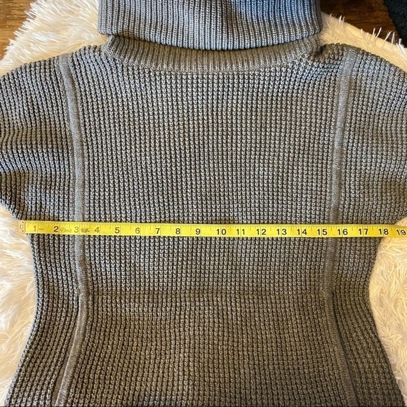 UGG Cowl Neck “Shelby” Sweater. Size Small - Picture 3 of 9